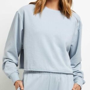 All Fenix Camila Light Blue Cropped Crewneck Sweatshirt Medium